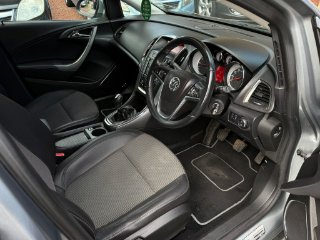 /photos/9368/69d7e9d5-d41e-2141-8957-34303a60dc96_i320x240.jpg